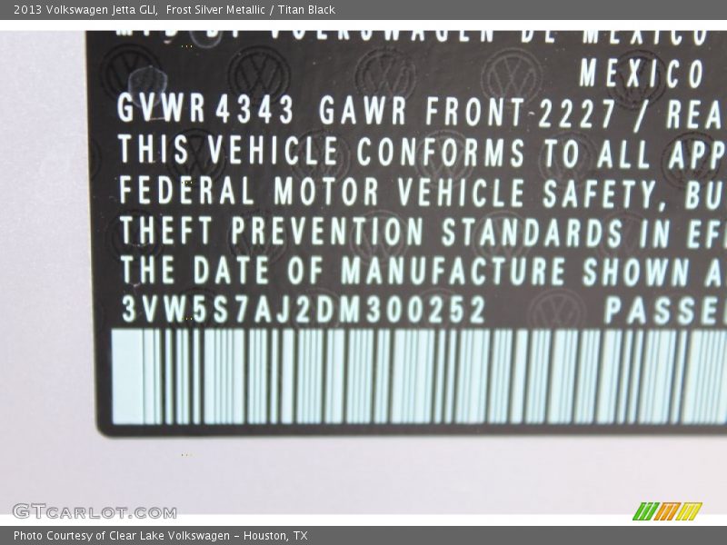 Frost Silver Metallic / Titan Black 2013 Volkswagen Jetta GLI