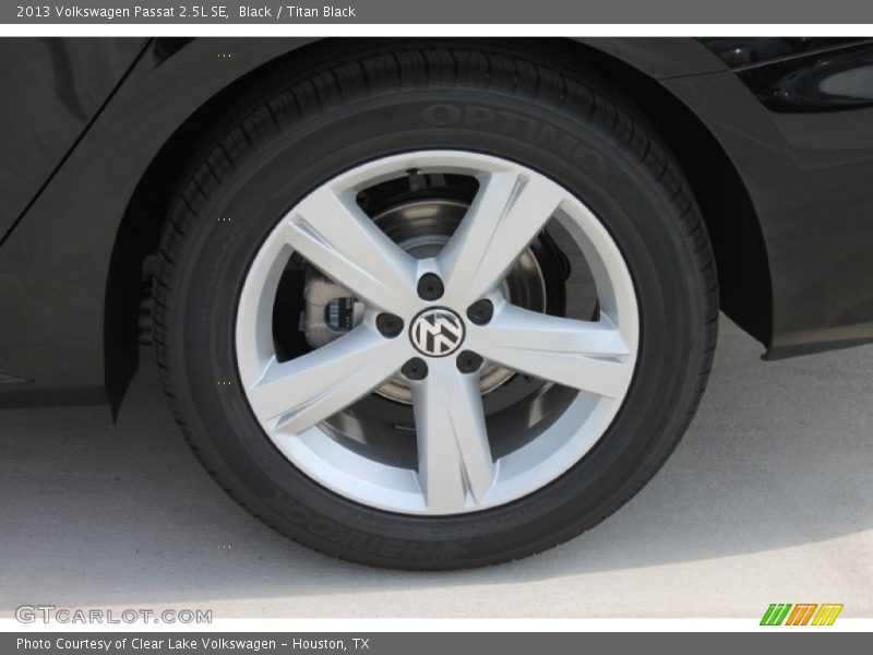 Black / Titan Black 2013 Volkswagen Passat 2.5L SE