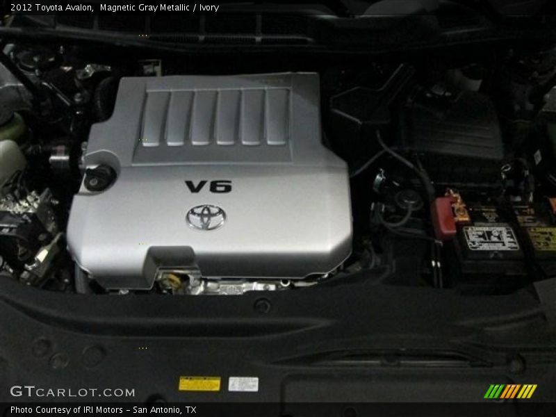 Magnetic Gray Metallic / Ivory 2012 Toyota Avalon