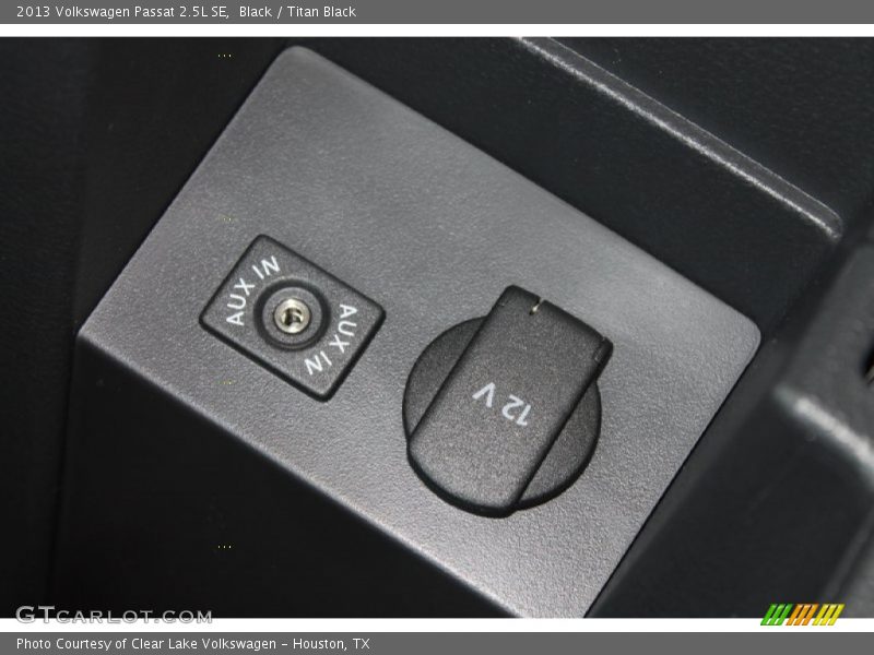 Black / Titan Black 2013 Volkswagen Passat 2.5L SE
