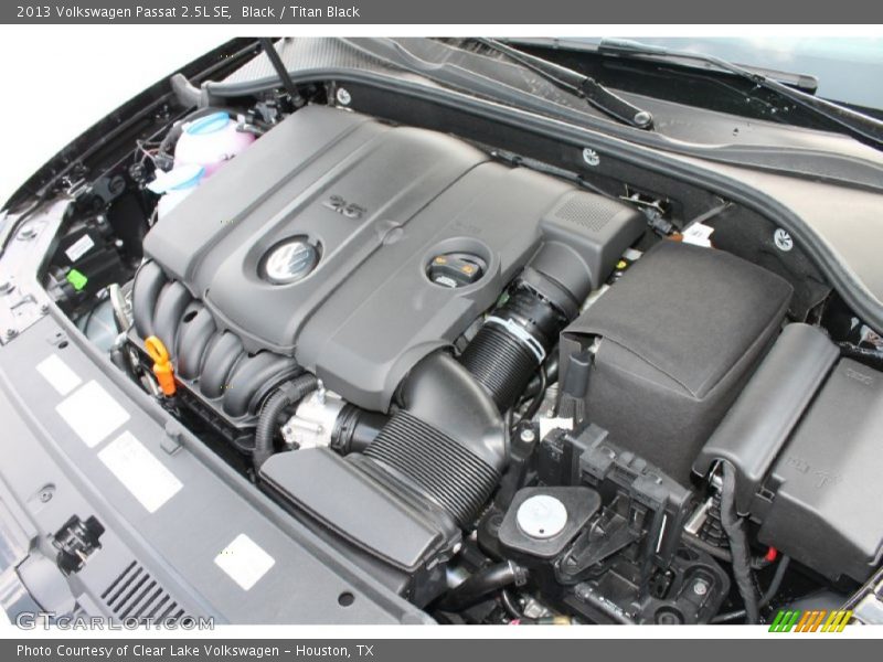 Black / Titan Black 2013 Volkswagen Passat 2.5L SE