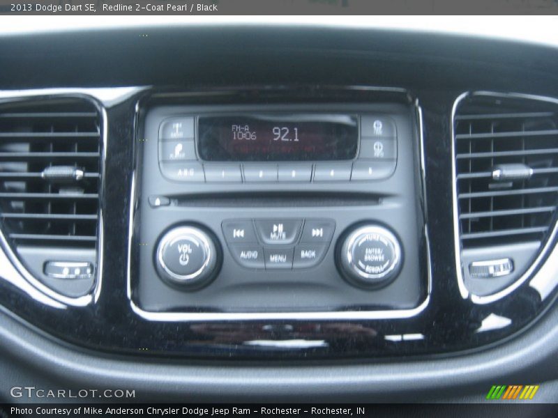 Redline 2-Coat Pearl / Black 2013 Dodge Dart SE