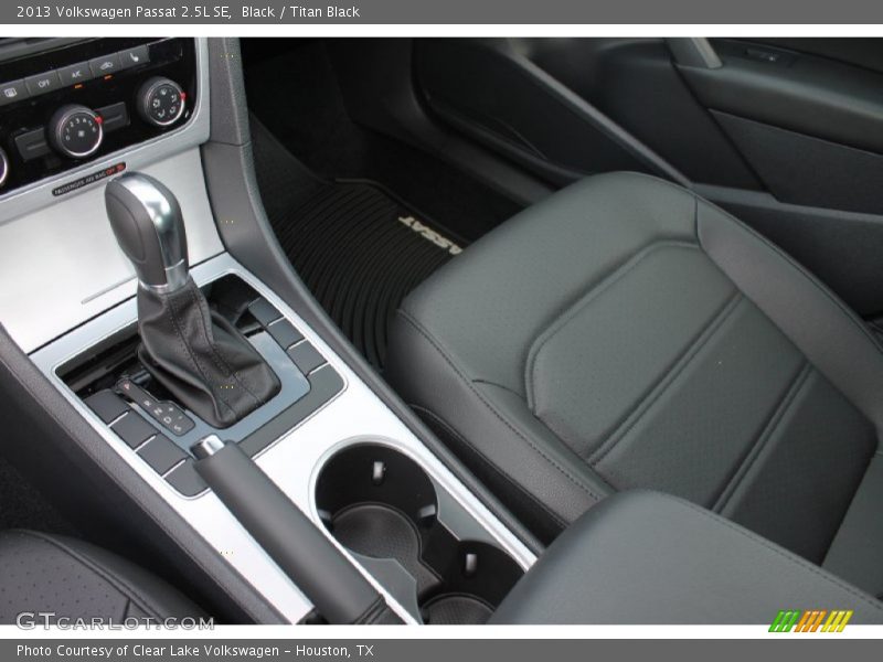 Black / Titan Black 2013 Volkswagen Passat 2.5L SE