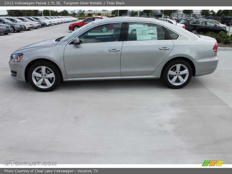 Tungsten Silver Metallic / Titan Black 2013 Volkswagen Passat 2.5L SE