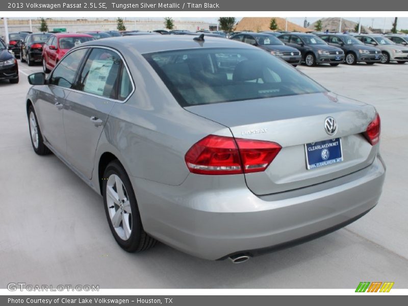 Tungsten Silver Metallic / Titan Black 2013 Volkswagen Passat 2.5L SE