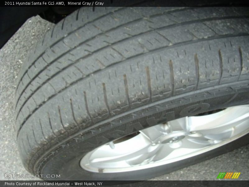 Mineral Gray / Gray 2011 Hyundai Santa Fe GLS AWD