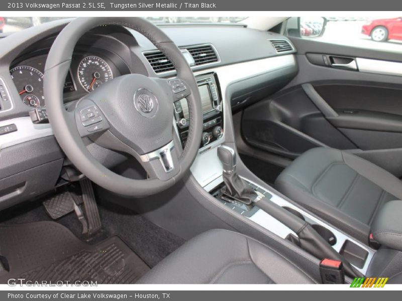 Tungsten Silver Metallic / Titan Black 2013 Volkswagen Passat 2.5L SE