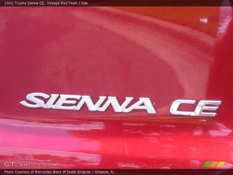 Vintage Red Pearl / Oak 2002 Toyota Sienna CE