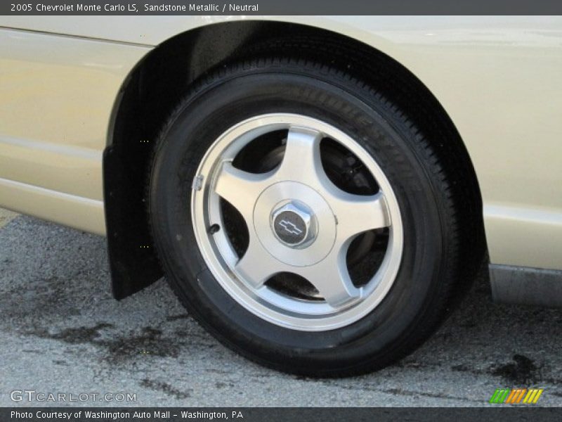 Sandstone Metallic / Neutral 2005 Chevrolet Monte Carlo LS