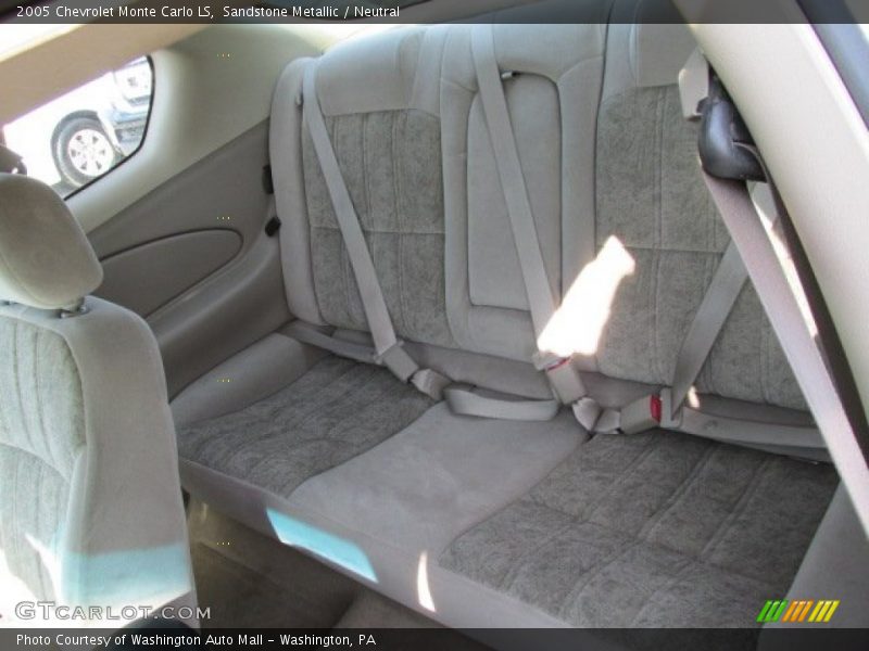 Sandstone Metallic / Neutral 2005 Chevrolet Monte Carlo LS