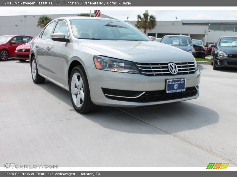 Tungsten Silver Metallic / Cornsilk Beige 2013 Volkswagen Passat TDI SE