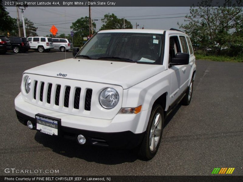 Bright White / Dark Slate Gray 2013 Jeep Patriot Latitude 4x4