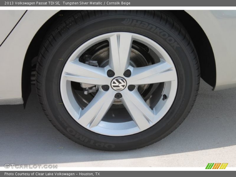 Tungsten Silver Metallic / Cornsilk Beige 2013 Volkswagen Passat TDI SE