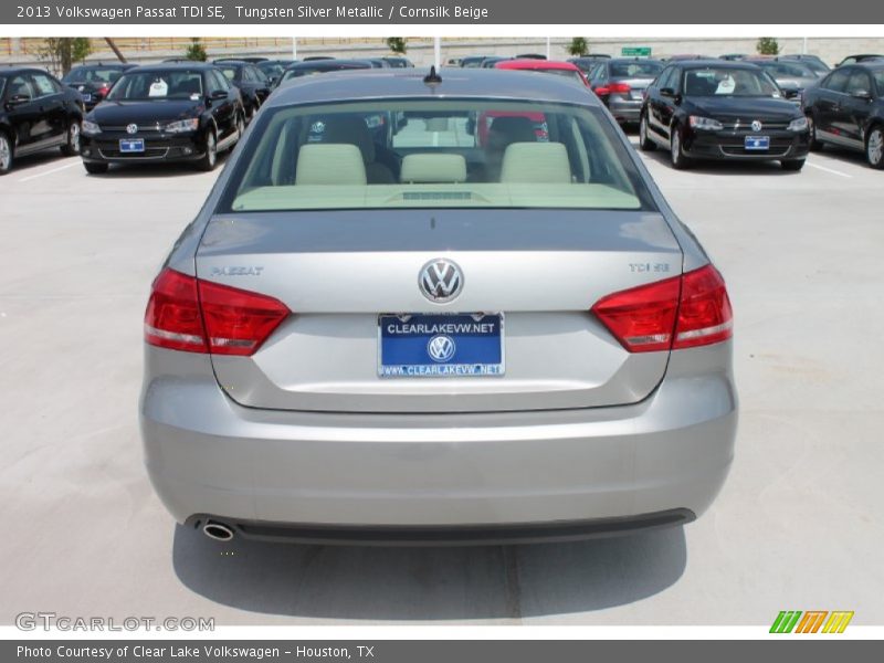 Tungsten Silver Metallic / Cornsilk Beige 2013 Volkswagen Passat TDI SE