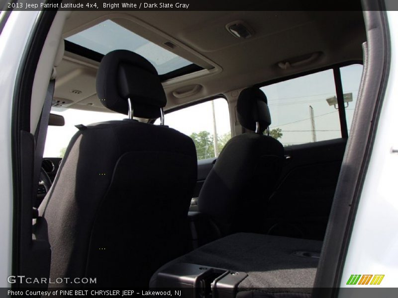 Bright White / Dark Slate Gray 2013 Jeep Patriot Latitude 4x4