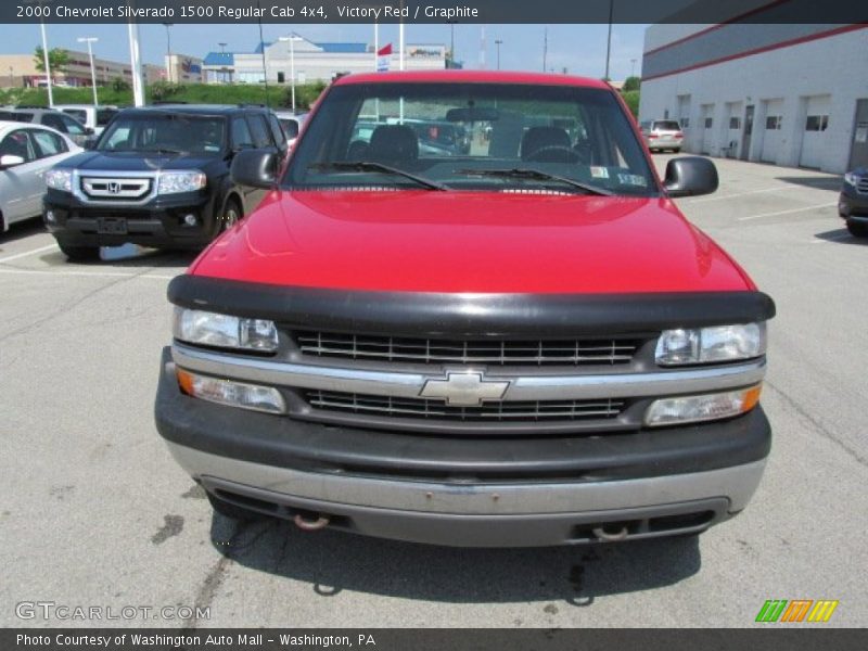 Victory Red / Graphite 2000 Chevrolet Silverado 1500 Regular Cab 4x4