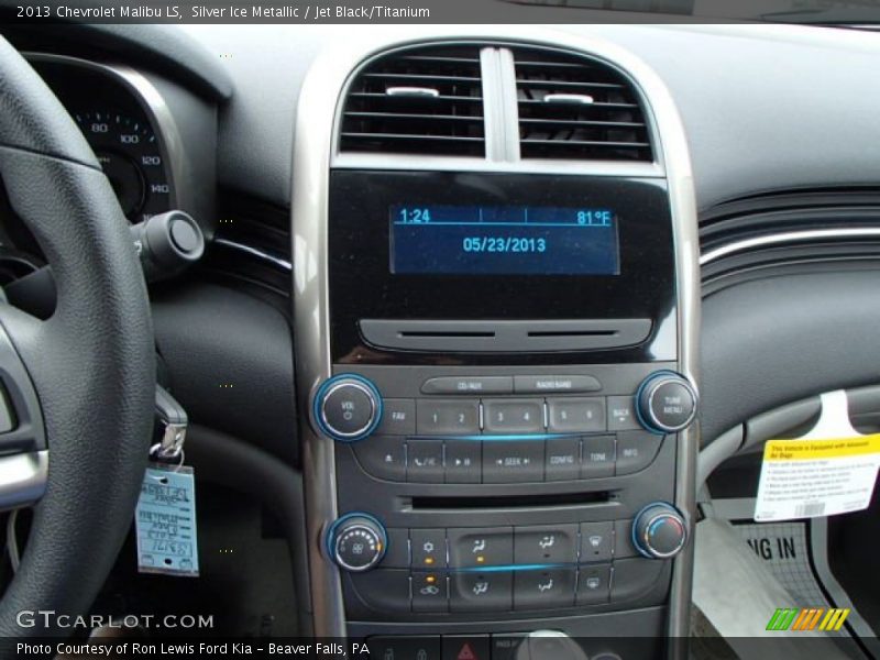 Silver Ice Metallic / Jet Black/Titanium 2013 Chevrolet Malibu LS