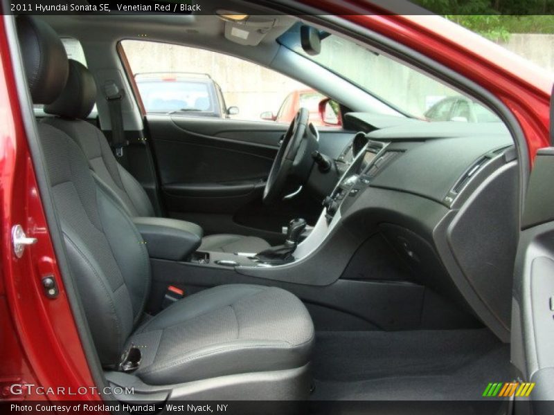 Venetian Red / Black 2011 Hyundai Sonata SE