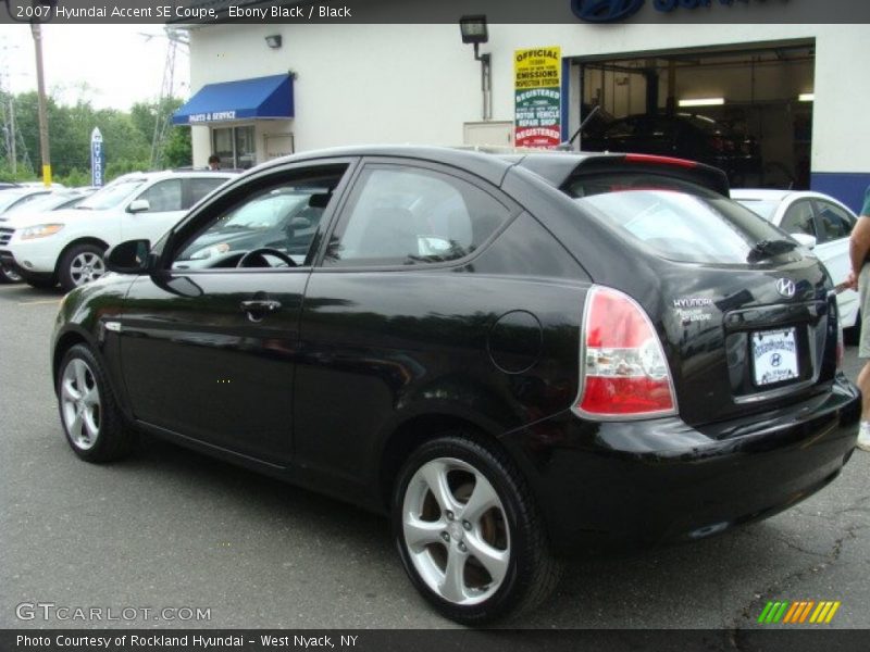 Ebony Black / Black 2007 Hyundai Accent SE Coupe