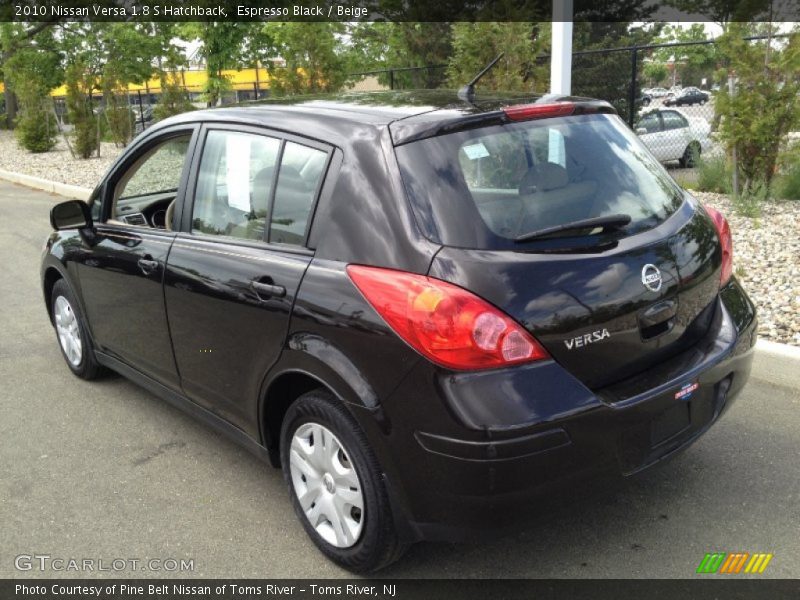 Espresso Black / Beige 2010 Nissan Versa 1.8 S Hatchback