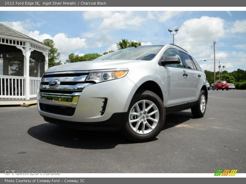 Ingot Silver Metallic / Charcoal Black 2013 Ford Edge SE