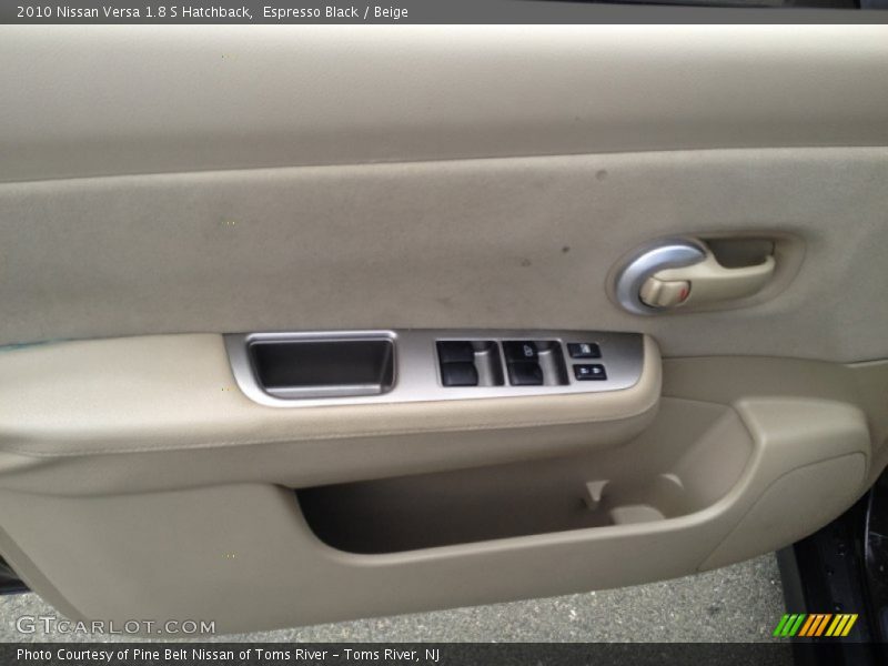 Espresso Black / Beige 2010 Nissan Versa 1.8 S Hatchback