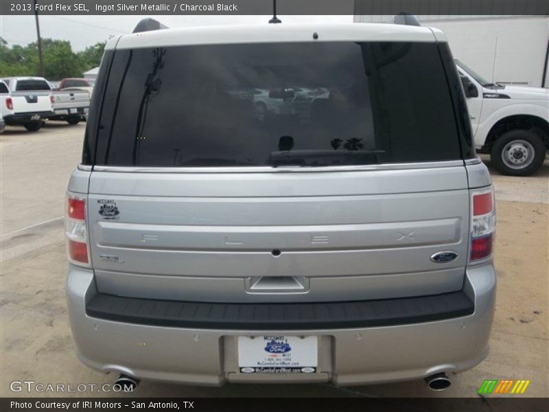Ingot Silver Metallic / Charcoal Black 2013 Ford Flex SEL