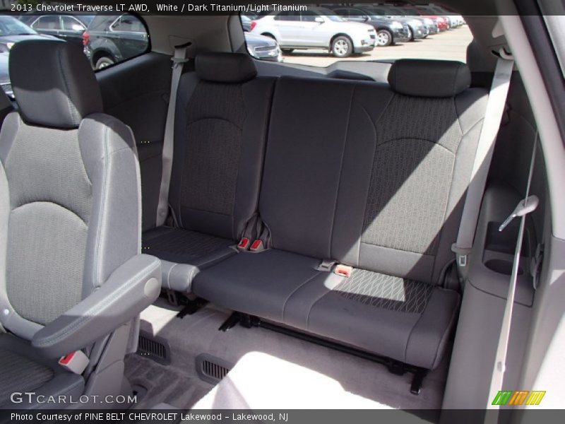 White / Dark Titanium/Light Titanium 2013 Chevrolet Traverse LT AWD