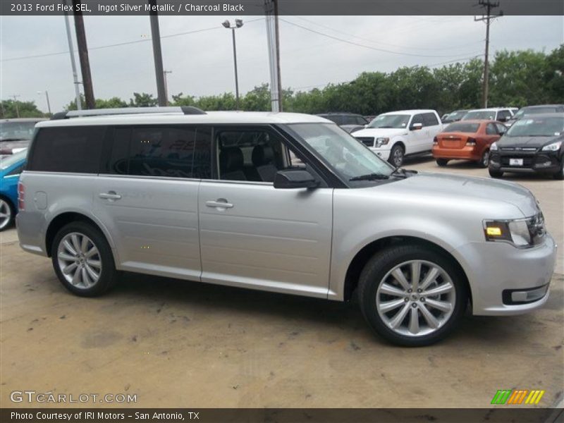 Ingot Silver Metallic / Charcoal Black 2013 Ford Flex SEL