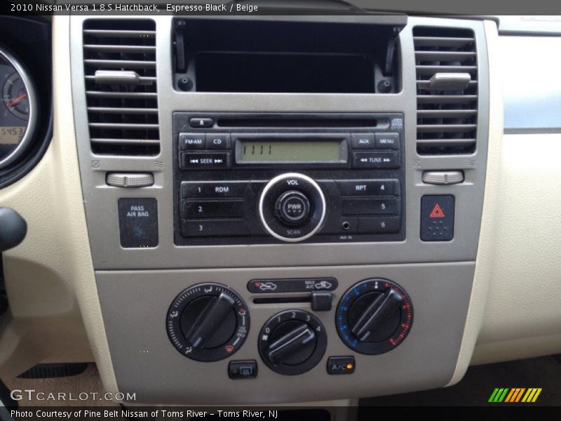 Espresso Black / Beige 2010 Nissan Versa 1.8 S Hatchback