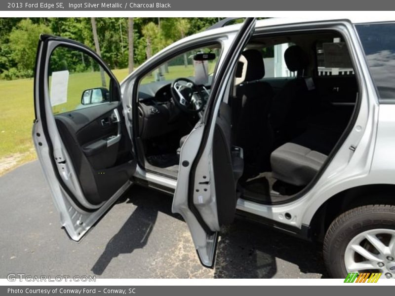 Ingot Silver Metallic / Charcoal Black 2013 Ford Edge SE