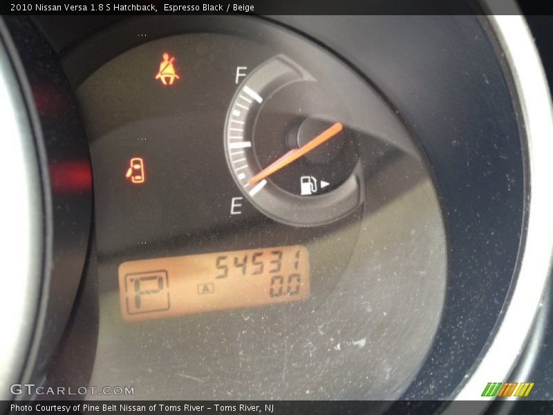 Espresso Black / Beige 2010 Nissan Versa 1.8 S Hatchback