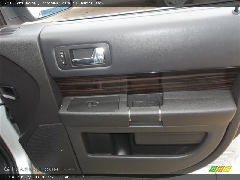 Ingot Silver Metallic / Charcoal Black 2013 Ford Flex SEL