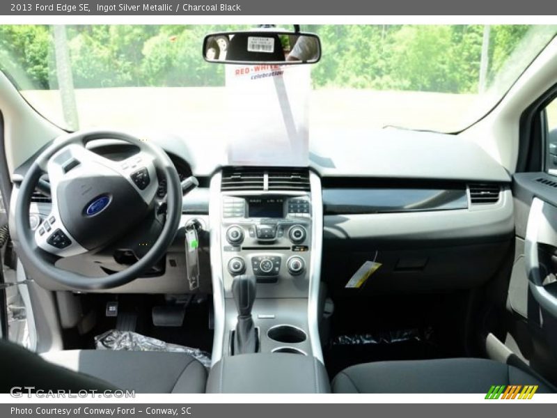 Ingot Silver Metallic / Charcoal Black 2013 Ford Edge SE