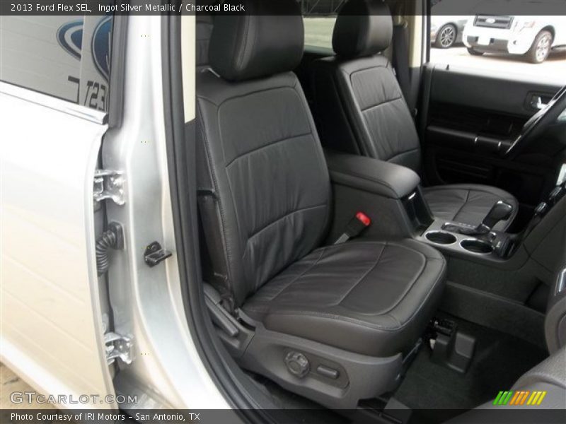 Ingot Silver Metallic / Charcoal Black 2013 Ford Flex SEL