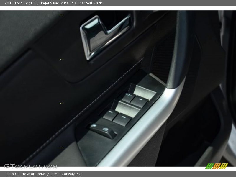 Ingot Silver Metallic / Charcoal Black 2013 Ford Edge SE
