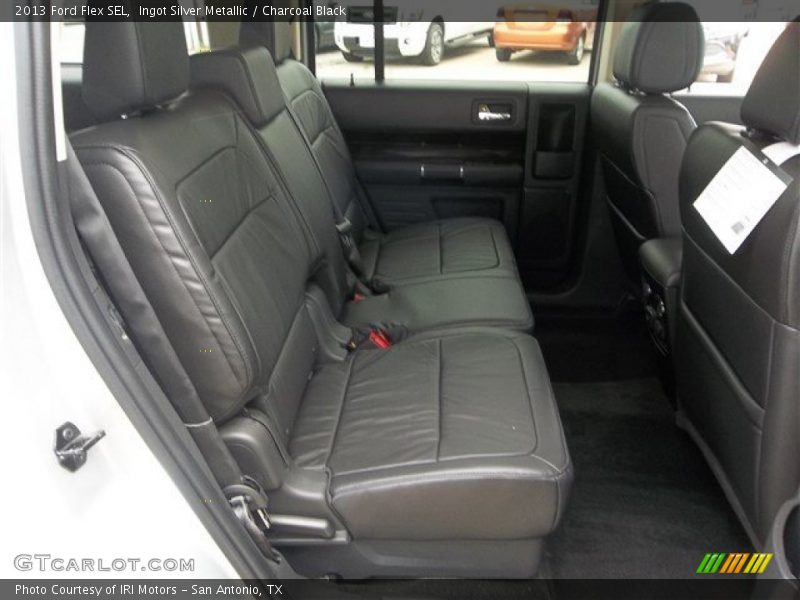 Ingot Silver Metallic / Charcoal Black 2013 Ford Flex SEL