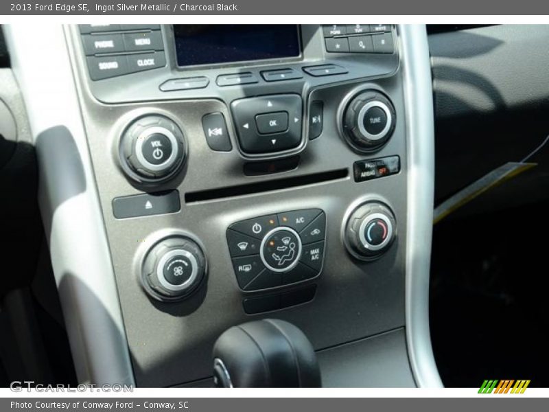 Ingot Silver Metallic / Charcoal Black 2013 Ford Edge SE