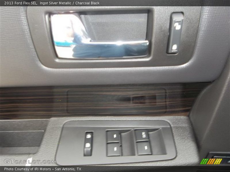 Ingot Silver Metallic / Charcoal Black 2013 Ford Flex SEL