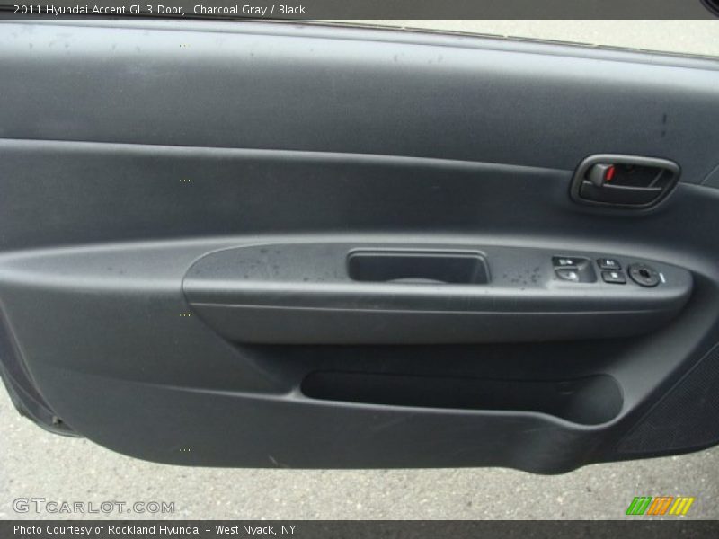 Charcoal Gray / Black 2011 Hyundai Accent GL 3 Door
