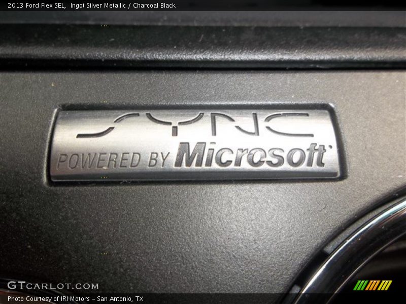Ingot Silver Metallic / Charcoal Black 2013 Ford Flex SEL