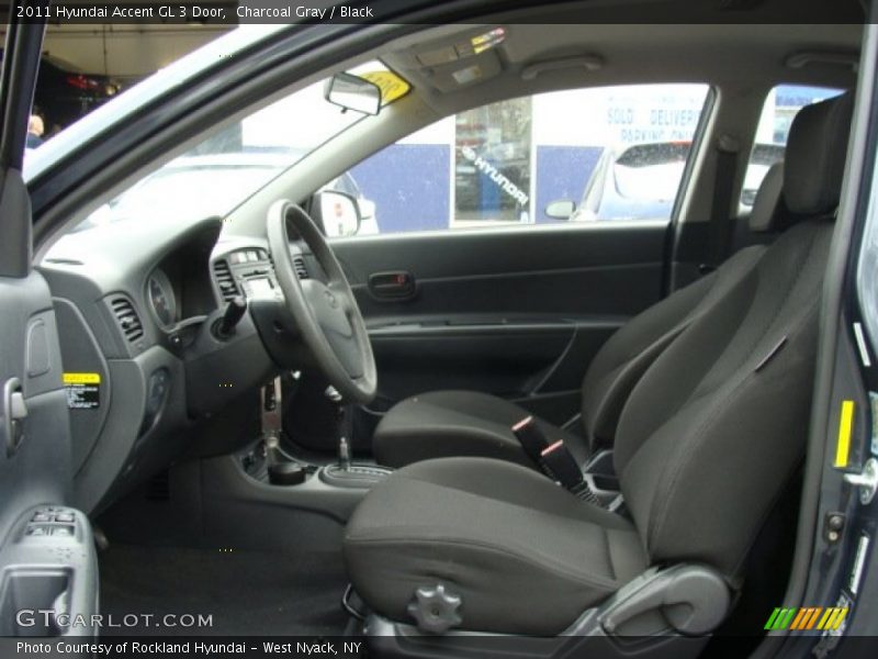  2011 Accent GL 3 Door Black Interior