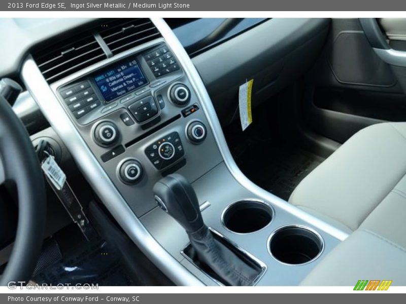 Ingot Silver Metallic / Medium Light Stone 2013 Ford Edge SE