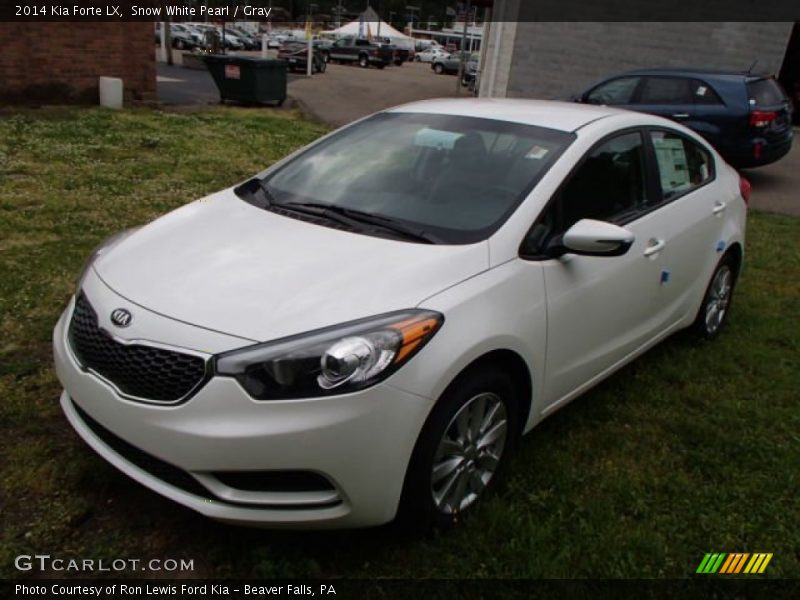 Snow White Pearl / Gray 2014 Kia Forte LX