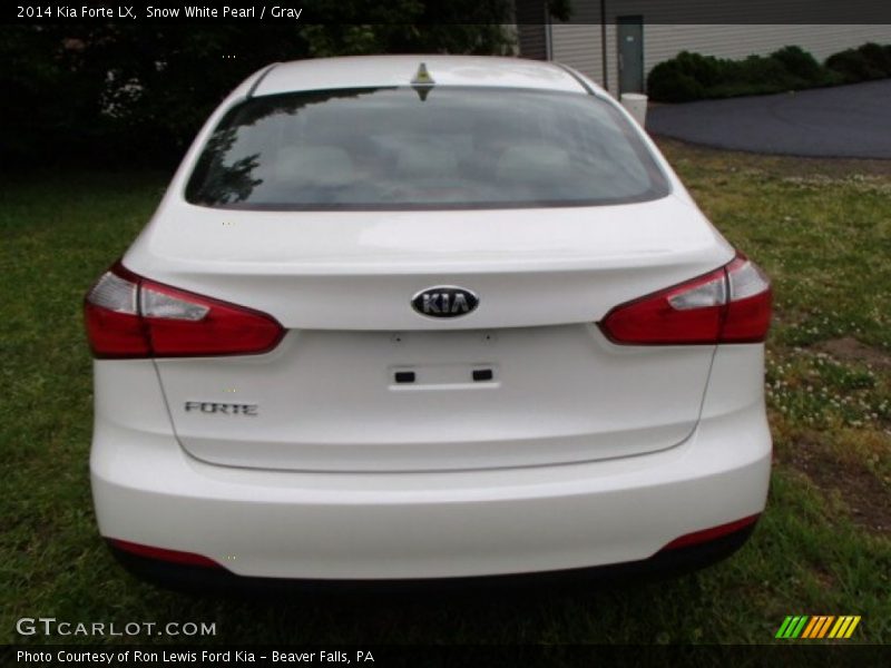 Snow White Pearl / Gray 2014 Kia Forte LX