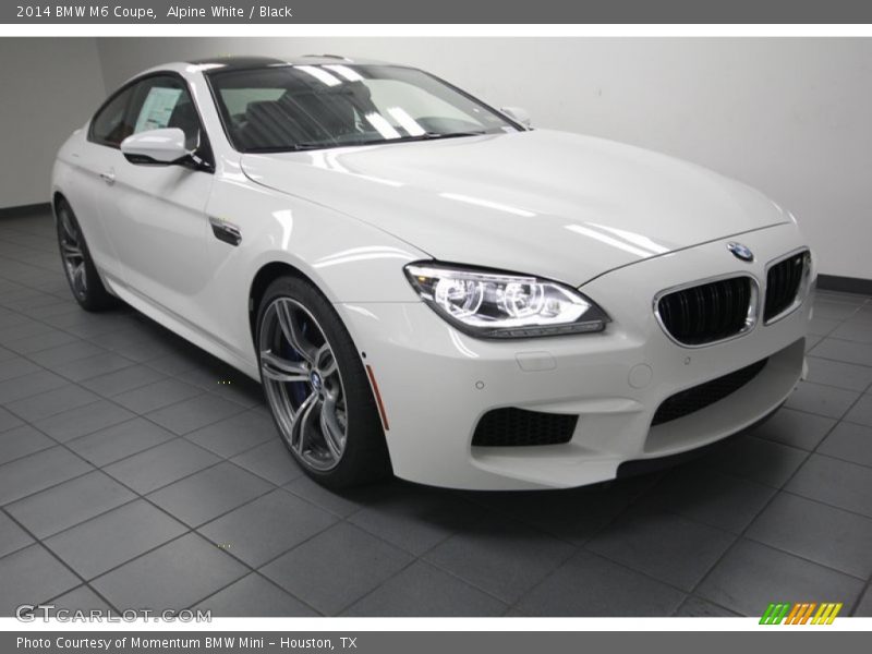 Front 3/4 View of 2014 M6 Coupe