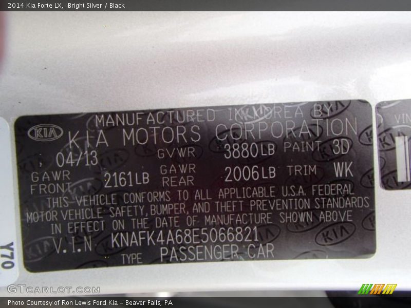 Bright Silver / Black 2014 Kia Forte LX