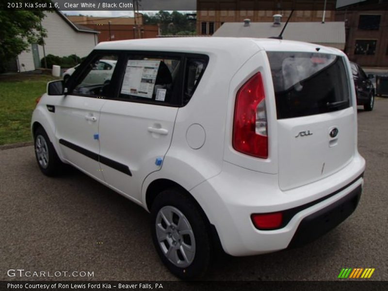 Clear White / Black Cloth 2013 Kia Soul 1.6