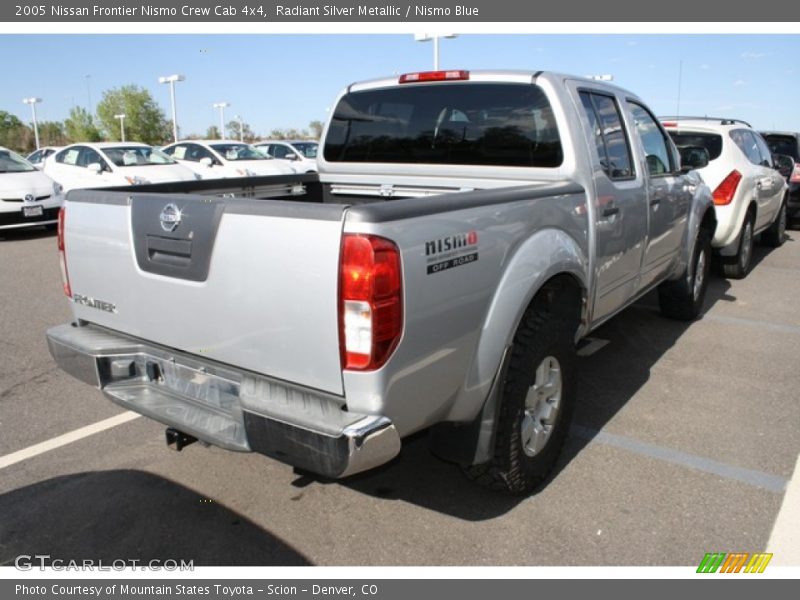 Radiant Silver Metallic / Nismo Blue 2005 Nissan Frontier Nismo Crew Cab 4x4