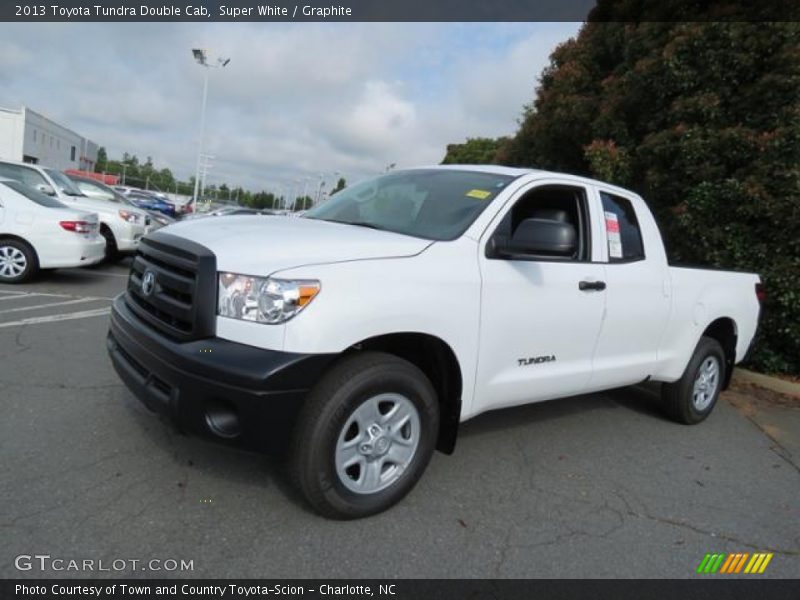 Front 3/4 View of 2013 Tundra Double Cab